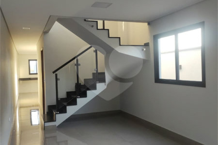 Sobrado à venda com 3 suítes, em Jardim Planalto, Arujá, SP