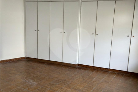 Casa à venda com 3 quartos, sendo 1 suíte, em Vila Madalena, São Paulo, SP
