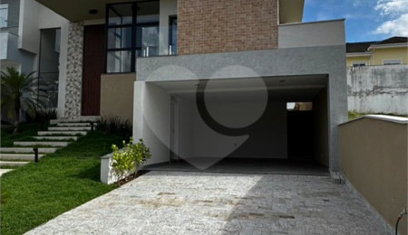 Casa à venda com 3 suítes no condomínio Belvedere I, Votorantim - SP