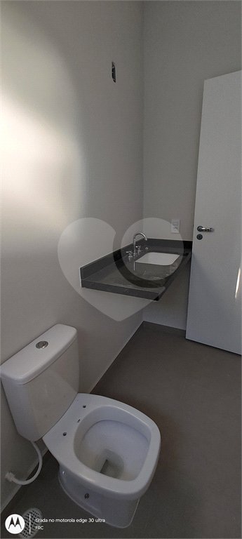 Casa à venda com 3 suítes no condomínio Reserva Ybyra, Atibaia - SP