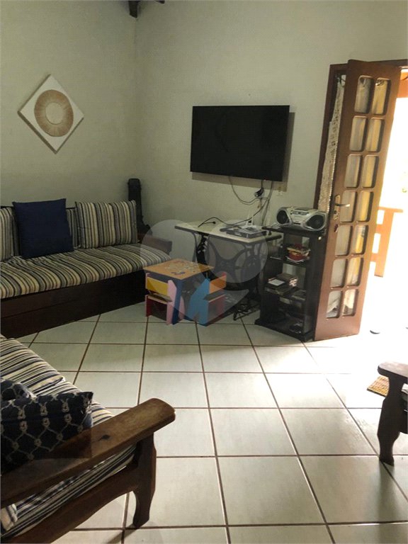 Casa à venda com 3 quartos, sendo 1 suíte, em Marina, Armação dos Búzios, RJ