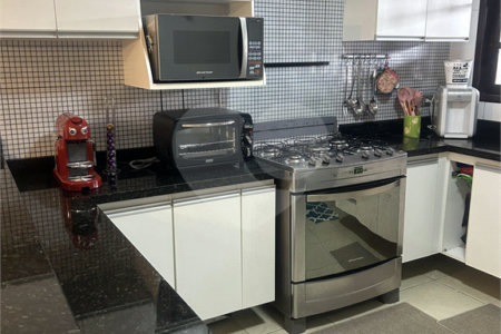 Sobrado à venda com 3 quartos, sendo 1 suíte,  em Vila Marari, São Paulo, SP