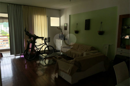 Apartamento à venda com 4 quartos, sendo 1 suíte, em Grajaú, Rio de Janeiro, RJ