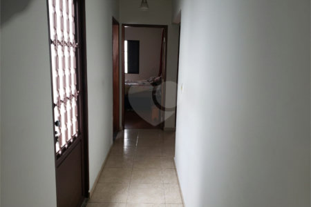 Sobrado à venda com 3 quartos, sendo 1 suíte, em Vila Guaca, São Paulo, SP