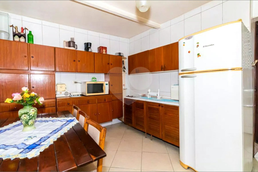 Sobrado à venda com 4 quartos, sendo 1 suíte,  em Parque Novo Mundo, São Paulo, SP
