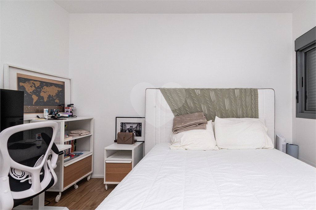Apartamento à venda com 2 quartos, sendo 1 suíte,  em Pinheiros, São Paulo, SP