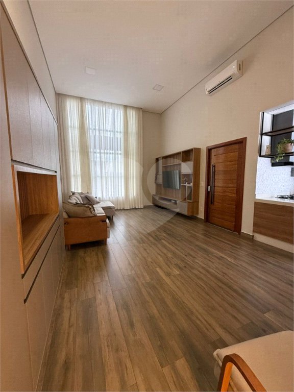 Casa à venda com 3 suítes no condomínio Piemonte, Indaiatuba - SP