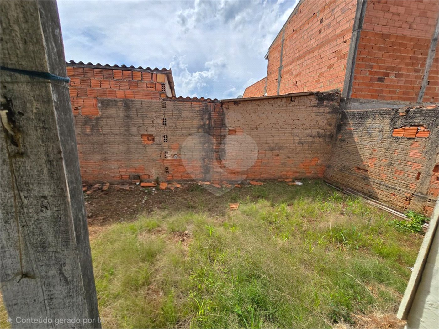 Casa à venda com 3 quartos, sendo 2 suítes, em Vila Arruda, Itapetininga, SP