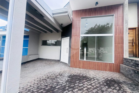 Casa à venda com 2 suítes no condomínio Horto Florestal III, Sorocaba - SP