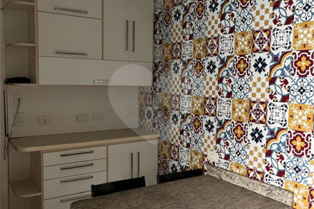 Apartamento à venda ou para alugar com 3 quartos, sendo 1 suíte,  em Vila Pompéia, São Paulo, SP