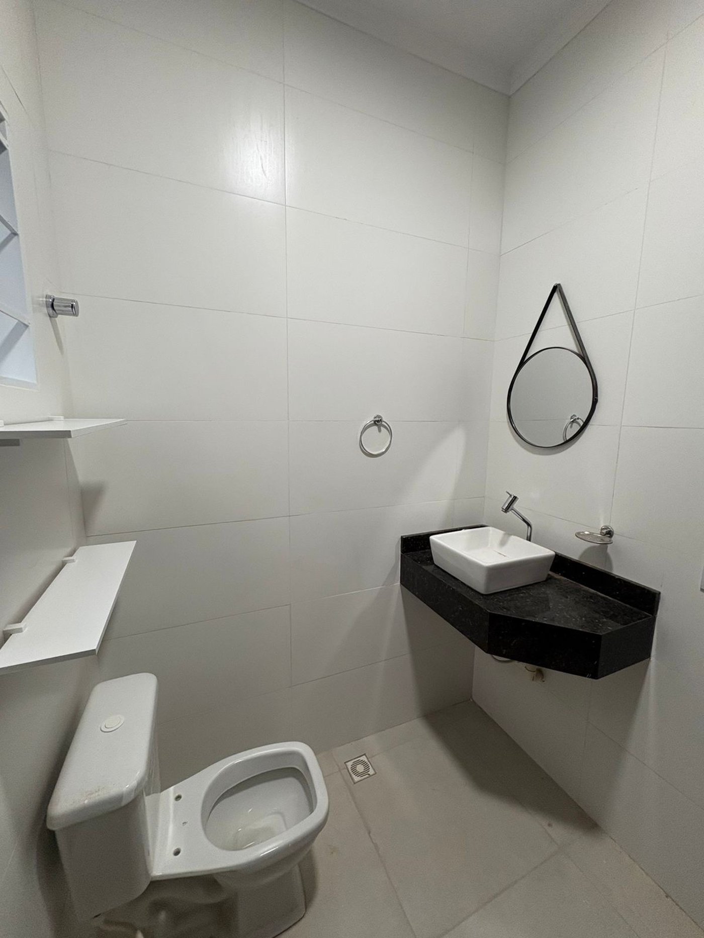 Casa à venda com 2 quartos, sendo 1 suíte,  em Nova Tres Lagoas, Três Lagoas, MS