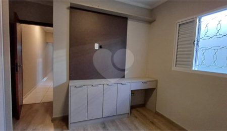 Casa à venda com 2 quartos em Vila Mazzei, Itapetininga, SP