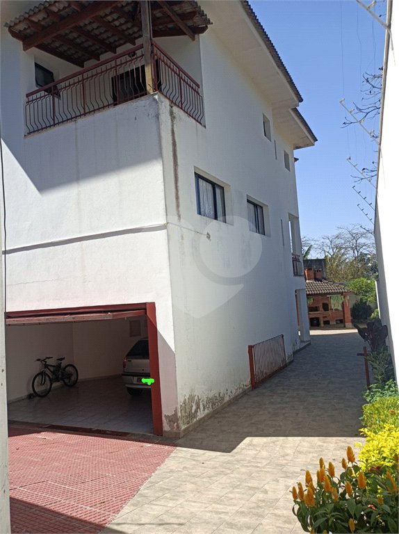 Sobrado à venda com 5 quartos, sendo 4 suítes,  em Rolinópolis, São Paulo, SP