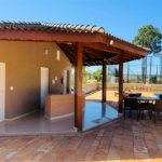 Casa à venda com 4 suítes no condomínio Osato, Atibaia - SP
