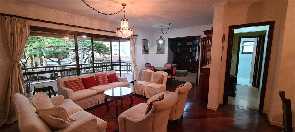 Apartamento à venda com 3 quartos, sendo 1 suíte,  em Indianópolis, São Paulo, SP