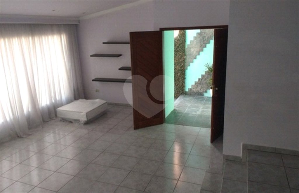 Casa à venda com 3 quartos, sendo 1 suíte,  em Lavapés, Mairiporã, SP
