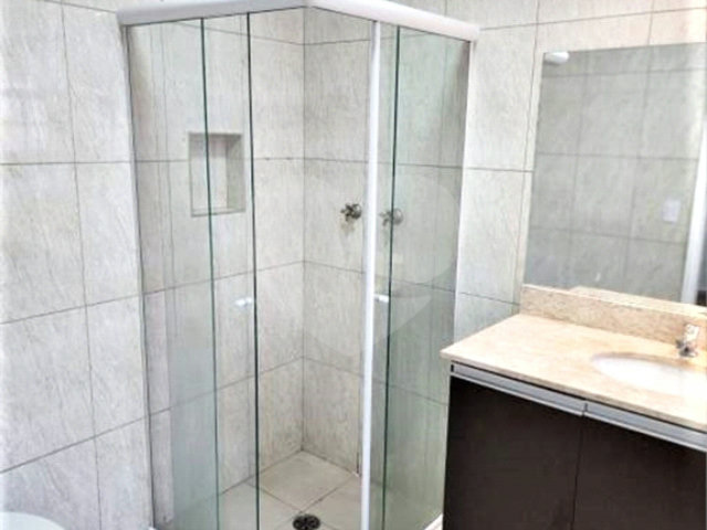 Sobrado à venda com 3 quartos, sendo 1 suíte,  em Campo Grande, São Paulo, SP