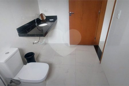 Casa à venda com 3 suítes no condomínio Riviera dos Pássaros, Joanópolis - SP