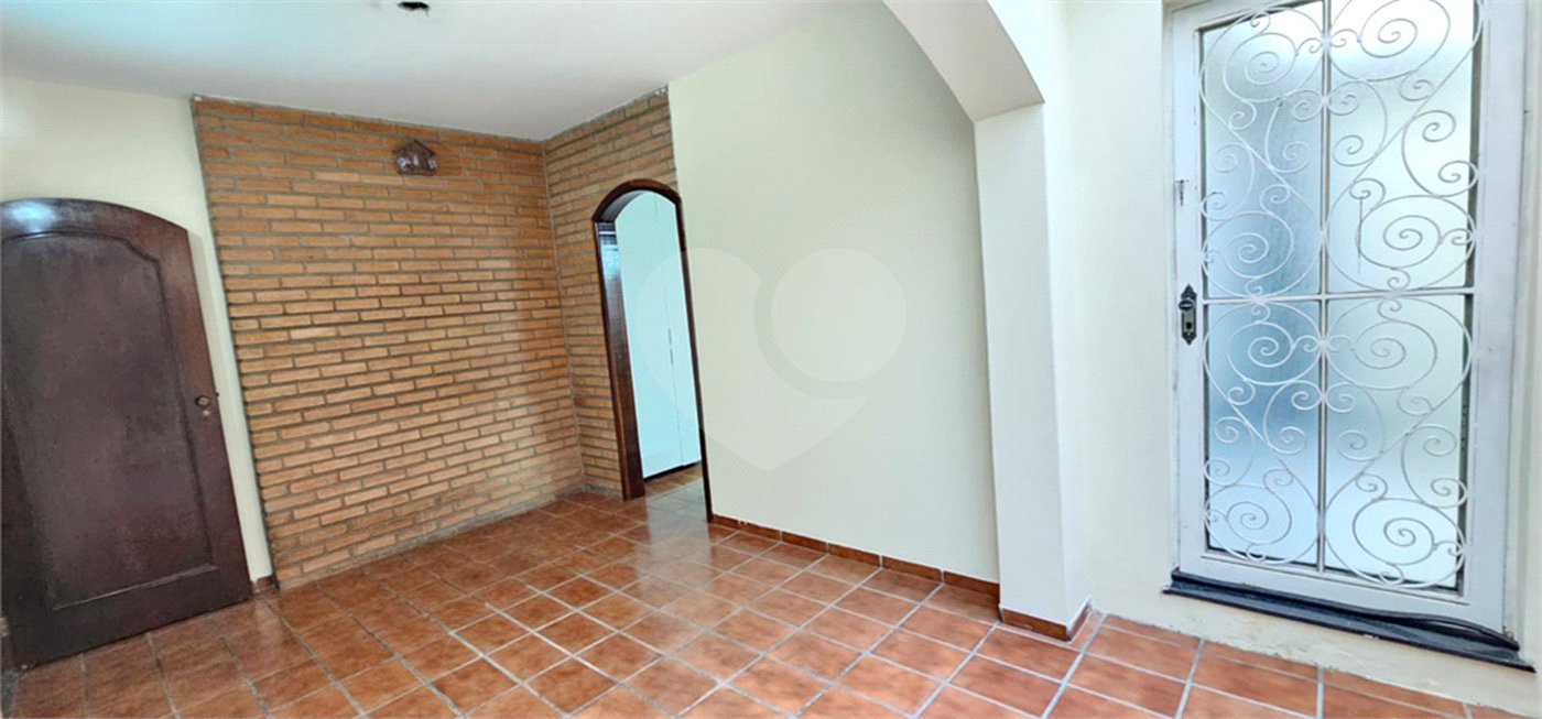 Sobrado à venda com 3 quartos, sendo 1 suíte,  em Jardim Humaitá, São Paulo, SP
