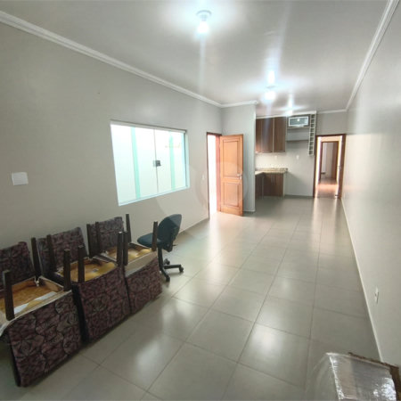 Casa à venda com 3 quartos, sendo 2 suítes, em Vila Carolina, Itapetininga, SP