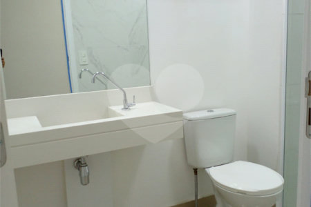 Apartamento à venda com 3 quartos, sendo 1 suíte, em Jardim Vazani, São Paulo, SP