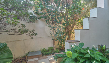 Sobrado à venda com 3 quartos em Granja Julieta, São Paulo, SP