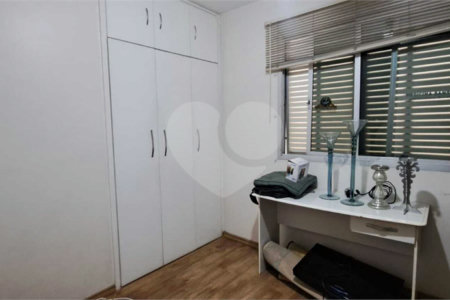 Apartamento à venda com 3 quartos, sendo 1 suíte, em MOEMA, São Paulo, SP