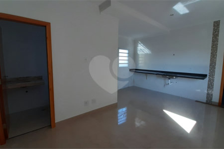 Casa à venda com 2 quartos no condomínio Residencial Luta, São Paulo - SP