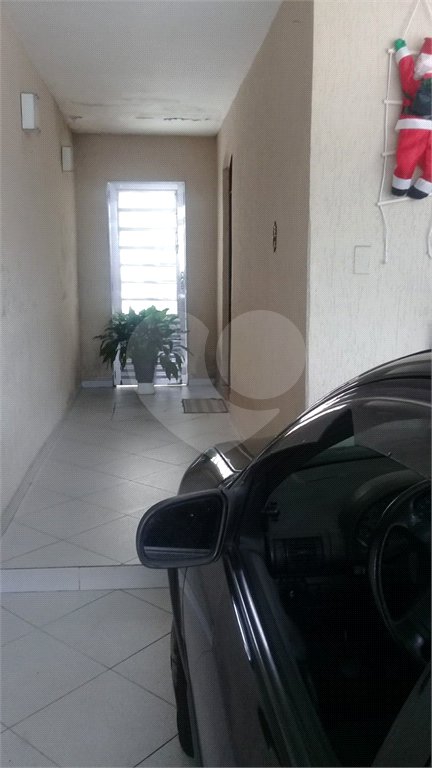 Sobrado à venda com 2 quartos em Tremembé, São Paulo, SP