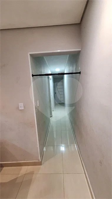 Casa de 2 quartos em Rua Orange, Vila Luzita, Santo André - Venda!