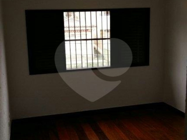 Sobrado à venda com 4 quartos, sendo 1 suíte,  em Vila Nova Cachoeirinha, São Paulo, SP