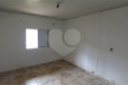 Casa Térrea à venda com 2 quartos em Jardim São Luís, São Paulo, SP