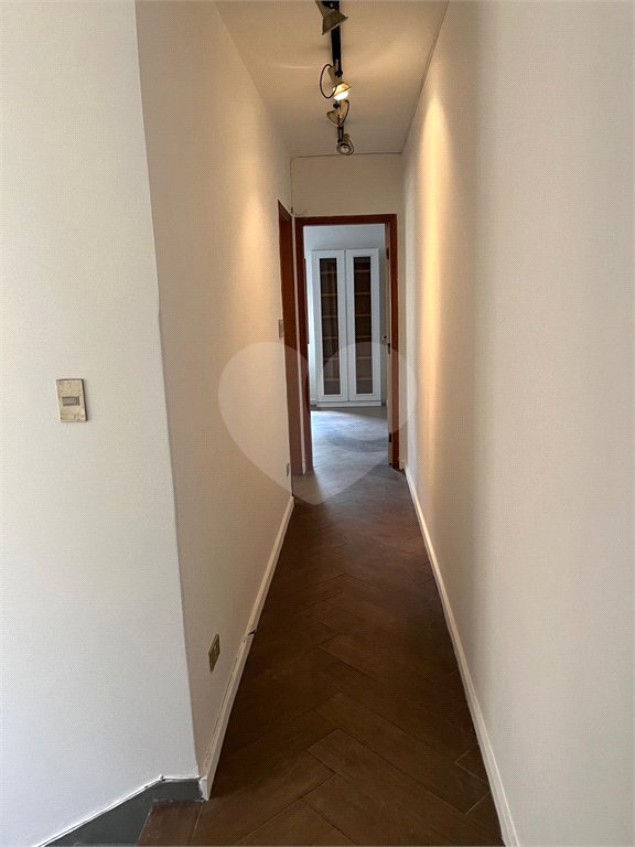 Sobrado à venda com 3 quartos, sendo 1 suíte, em Chácara Santo Antônio, São Paulo, SP