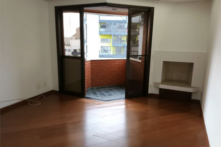 Apartamento à venda com 3 quartos, sendo 1 suíte, em Vila Andrade, São Paulo, SP