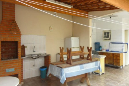 Casa à venda com 3 quartos, sendo 1 suíte, em Jardim Esmeralda, São Paulo, SP