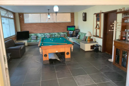Casa à venda com 4 quartos, sendo 2 suítes, em Vila São Francisco, São Paulo, SP