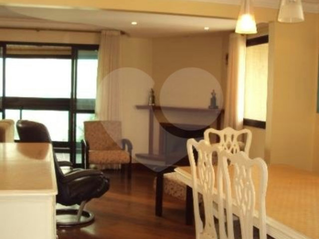 Apartamento à venda com 4 quartos, sendo 2 suítes,  em Tatuapé, São Paulo, SP