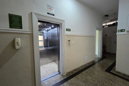 Apartamento com 2 dormitórios à venda, 56 m² por R$ 515.000,00 - José Menino - Santos/SP