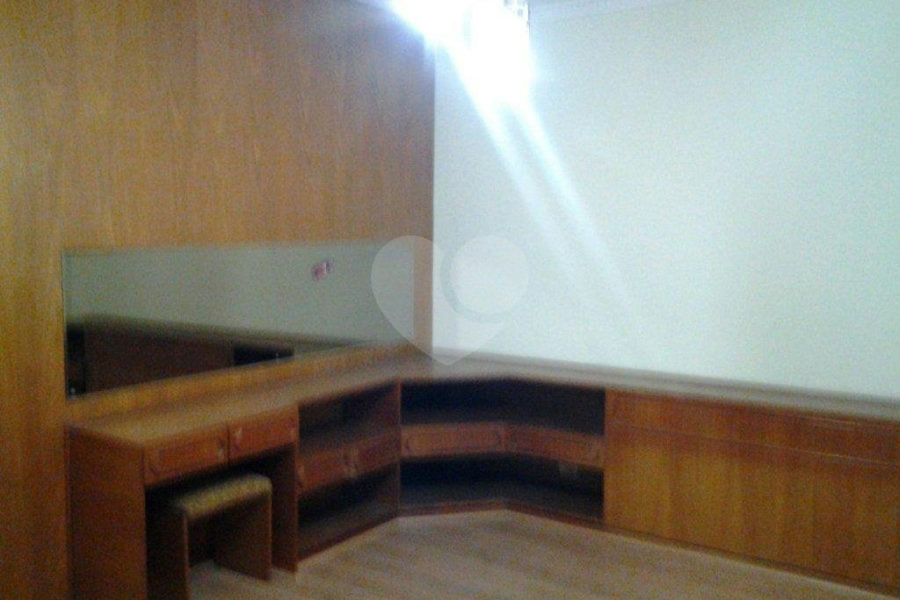 Sobrado à venda com 4 quartos, sendo 1 suíte, em Palmas do Tremembé, São Paulo, SP