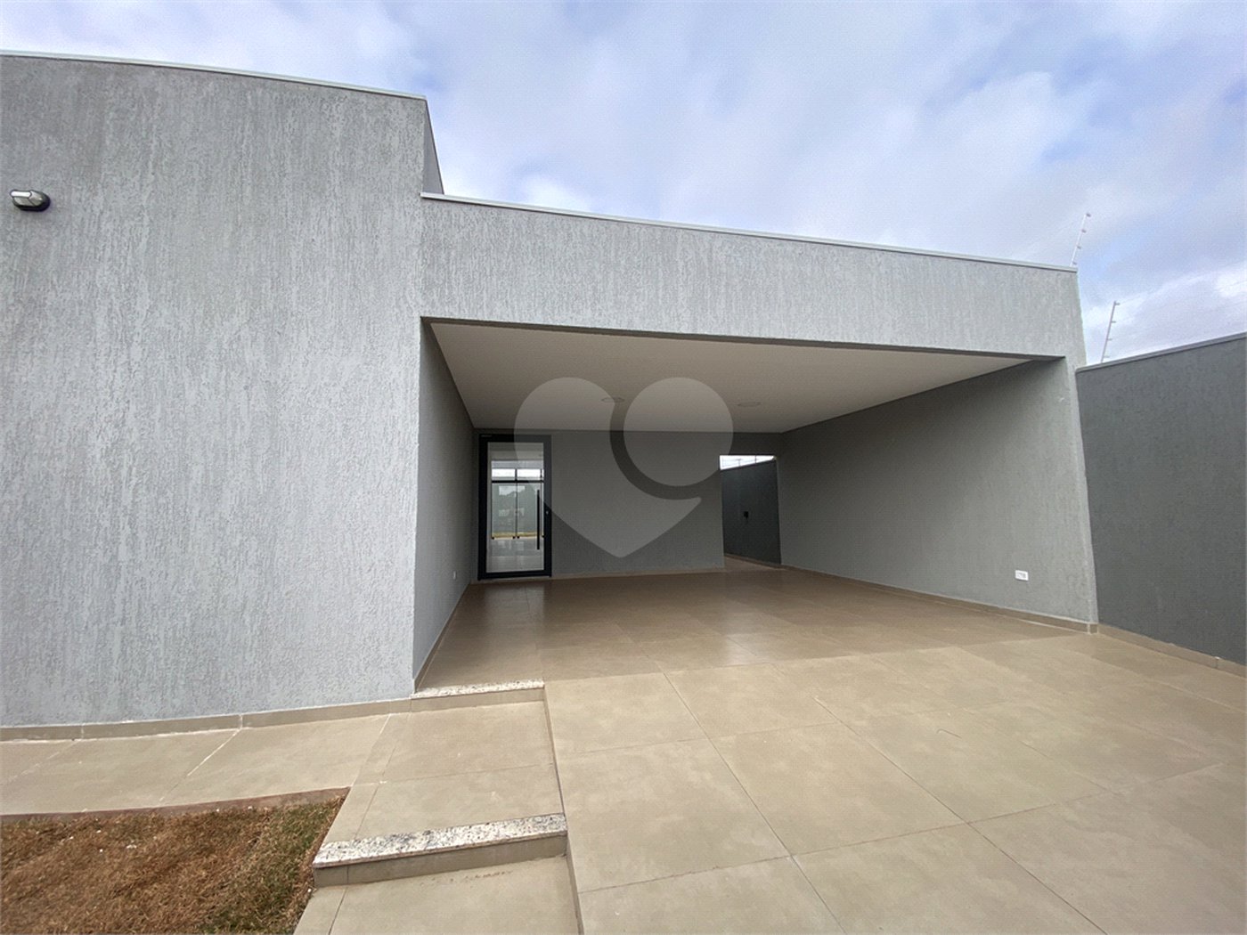 Casa à venda com 3 suítes em Jardim Estoril, Ponta Porã, MS