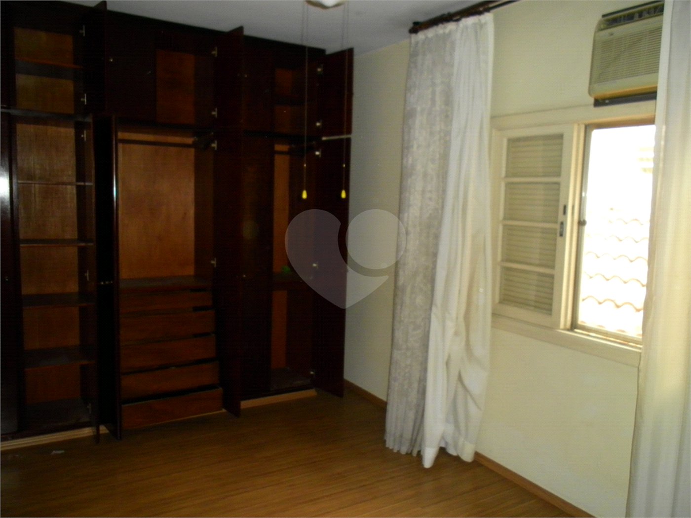 Sobrado à venda com 4 quartos em Vila Maria Alta, São Paulo, SP