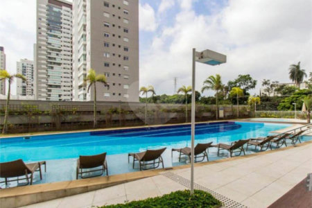 Apartamento à venda com 3 quartos, sendo 1 suíte,  em Vila Anastácio, São Paulo, SP