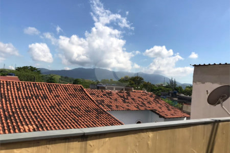 Casa à venda com 3 quartos, sendo 1 suíte,  em Campo Grande, Rio de Janeiro, RJ