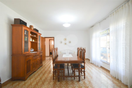 Casa à venda com 3 quartos, sendo 1 suíte, em Planalto Paulista, São Paulo, SP
