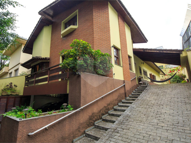 Casa Térrea à venda com 4 quartos, sendo 3 suítes,  em Jardim Marajoara, São Paulo, SP