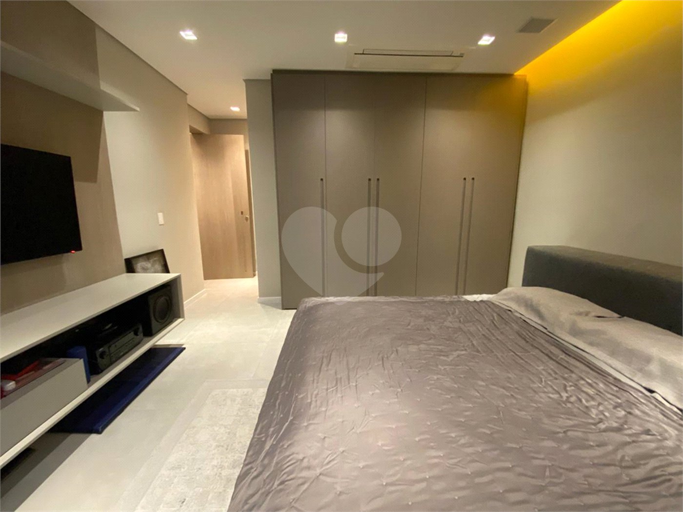 Apartamento à venda com 2 quartos, sendo 1 suíte, em Higienópolis, São Paulo, SP