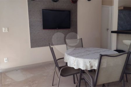 Casa à venda com 3 quartos, sendo 1 suíte, no condomínio Residencial Bouganville, Araraquara - SP