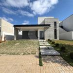 Casa à venda com 3 quartos, sendo 1 suíte, no condomínio Alphaville Castelo, Itu - SP