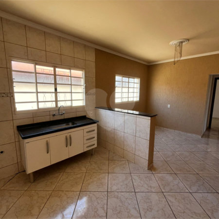 Casa à venda com 3 quartos, sendo 1 suíte, em Jardim Fogaça, Itapetininga, SP