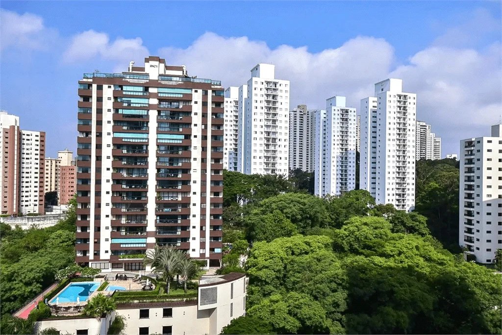 Apartamento à venda com 3 suítes em Lar São Paulo, São Paulo, SP
